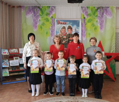 Конкурс чтецов " Мы о войне стихами говорим". Конкурс чтецов " Мы о войне стихами говорим".